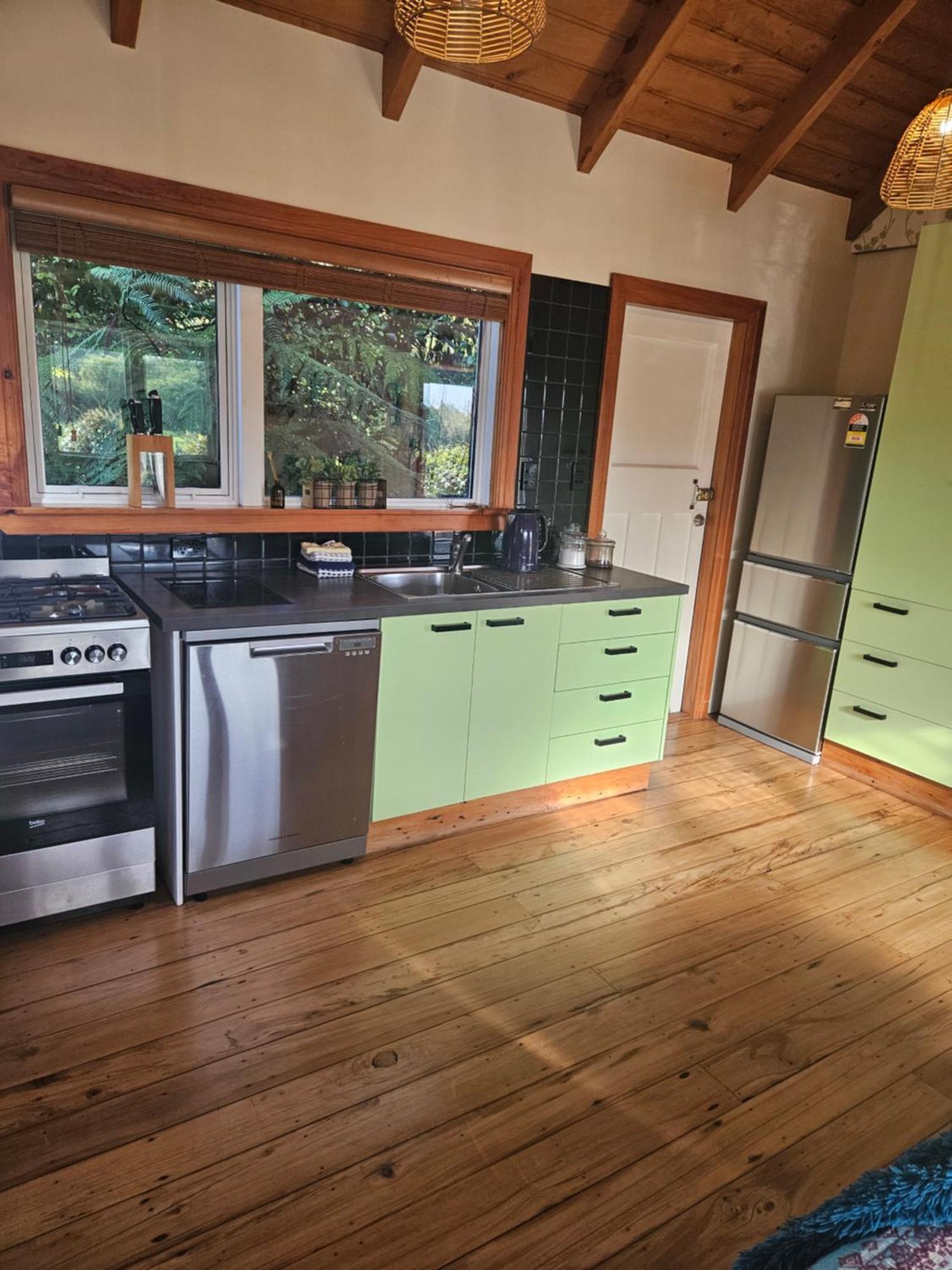 The Blackhouse Cottage Hokitika Bagian luar foto
